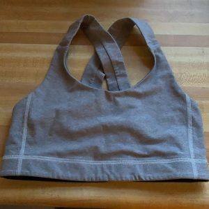 Lululemon sports bra